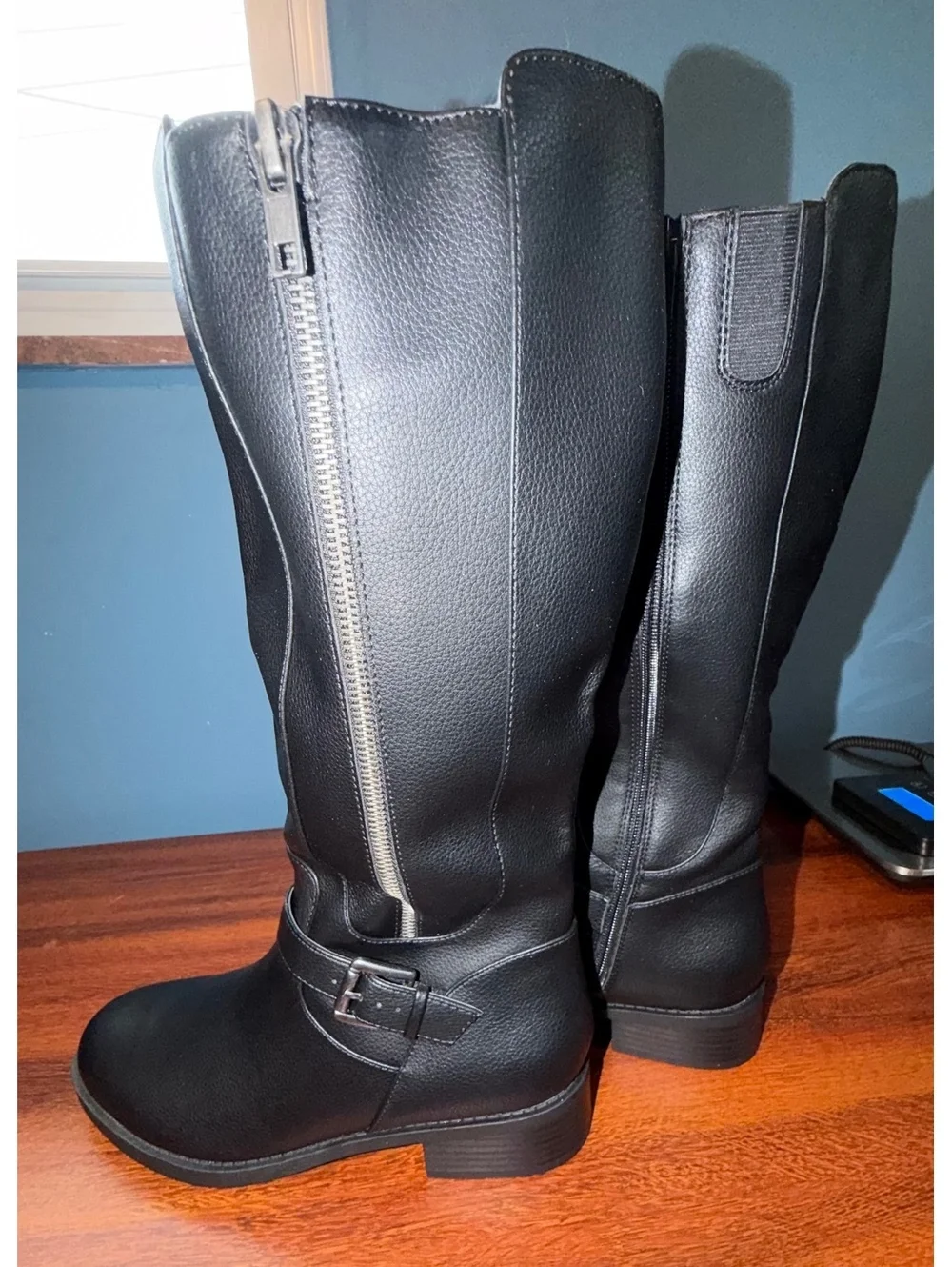 Journee Collection Yasmina Knee High Casual boot size 9